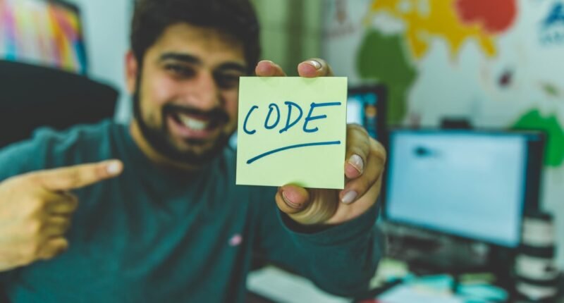A IA Matou o 'Escrevedor de Código': 5 Habilidades Essenciais para Programadores Sobreviverem na Nova Era