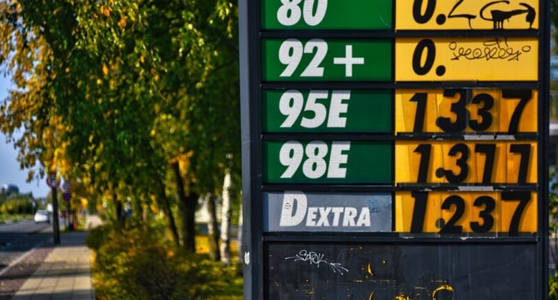 Alta dos Combustíveis: A "Bomba" Política que Agita o Cenário Nacional