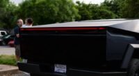 Elon Musk Revela Projeto Terafab: O Futuro dos Chips de IA no Texas com Intel 14A