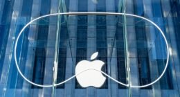 Fim da Era Cook: Como a Troca de CEO na Apple Impacta o Futuro da IA