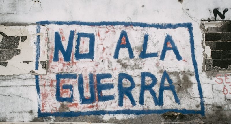 IA e a Nova Corrida Nuclear: Por Que Precisamos de Regras Globais Urgentes