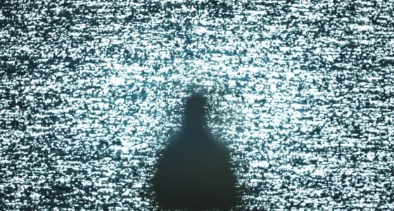 O Perigo Oculto da IA: Como a Bajulação Digital Pode Destruir Seu Pensamento Crítico