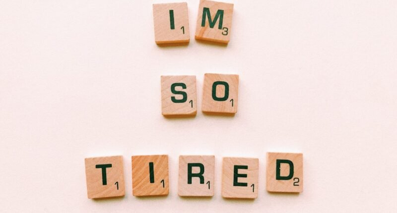 Sinais de Que Você Está Preso em um Emprego Sem Futuro (E o Que Fazer)