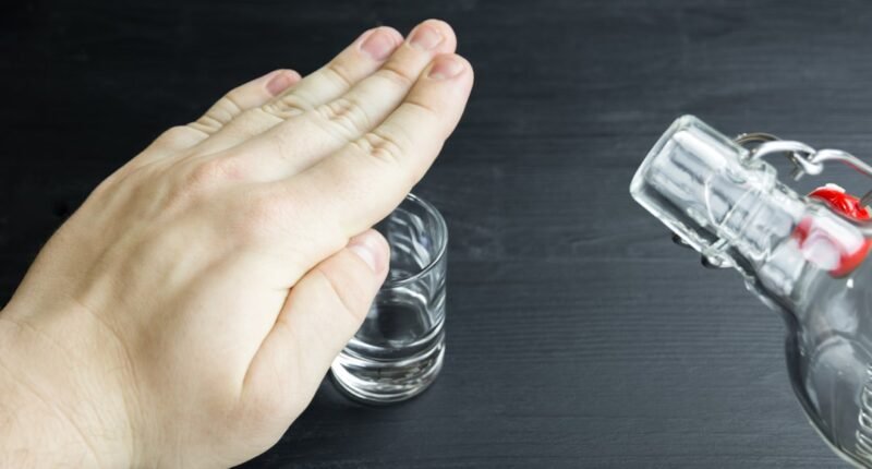 Vício em Álcool: Sinais Sutis Que Podem Indicar Problema, Não Apenas Quantidade