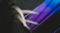 Huawei Desafia Sanções com Nova Arquitetura de Chips: O Fim da Lei de Moore?
