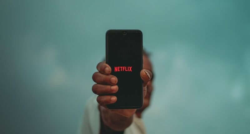 Prepare-se: O Visual da Netflix no seu Celular Vai Mudar! Veja as Novidades