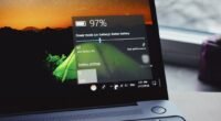 Quatro Sinais Urgentes de Que é Hora de Trocar a Bateria do Seu Notebook