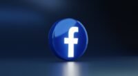 Ex-Funcionária do Facebook Processa Meta por Tentativa de Silenciamento Após Livro Revelador