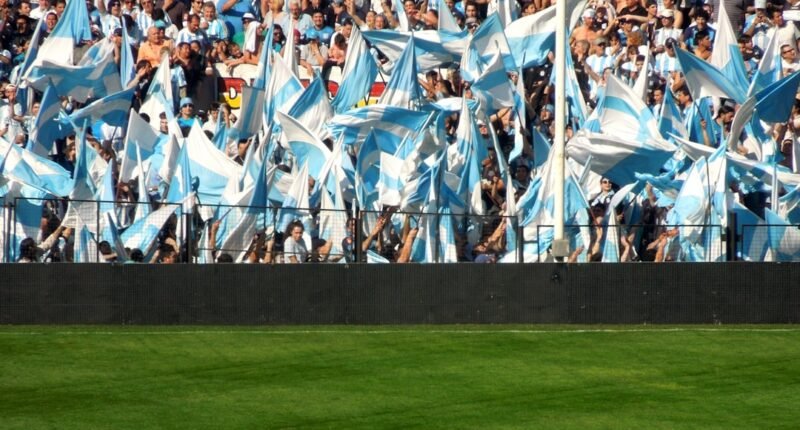 Maradona 'Volta' com IA em Polêmica Propaganda de Apostas na Argentina