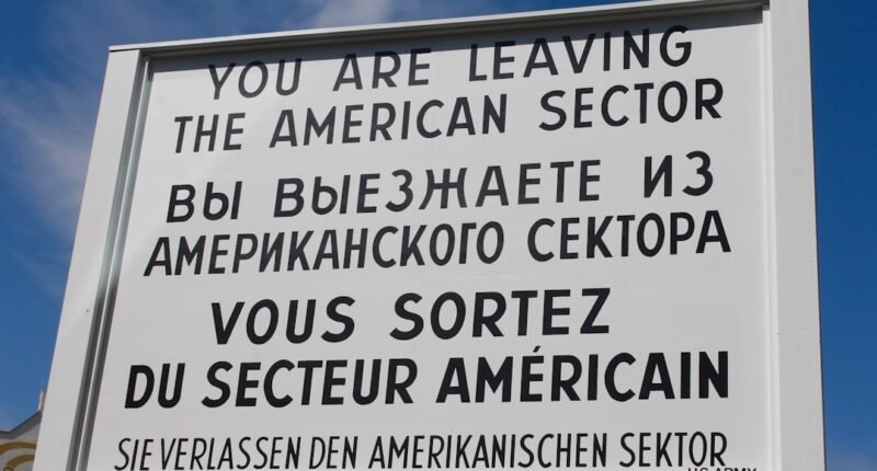 O Gigante da IA Voltou: EUA Autorizam Anthropic a Liberar Mythos 5 para Empresas Americanas!