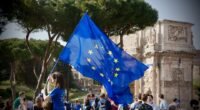 A Corrida da IA: Como a Europa Pode Recuperar Terreno e Evitar Erros do Passado
