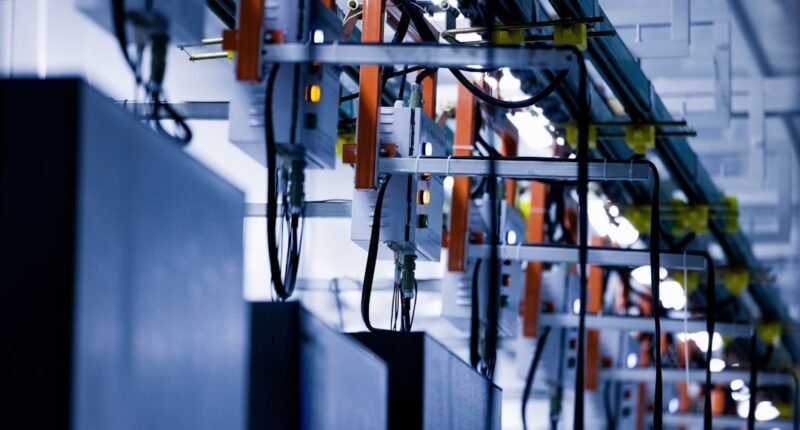 Alerta Consumidor: Trump Avalia Impacto de Data Centers nos Custos de Energia Elétrica