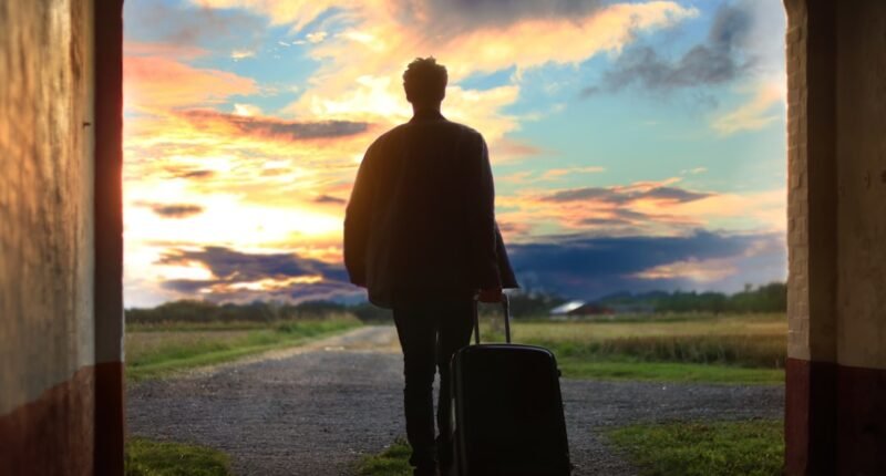 Intoxicação Alimentar nas Férias: Como Evitar e Proteger Sua Viagem