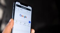 Por Que o Aumento de Investimento do Google Fez Suas Ações Caírem?