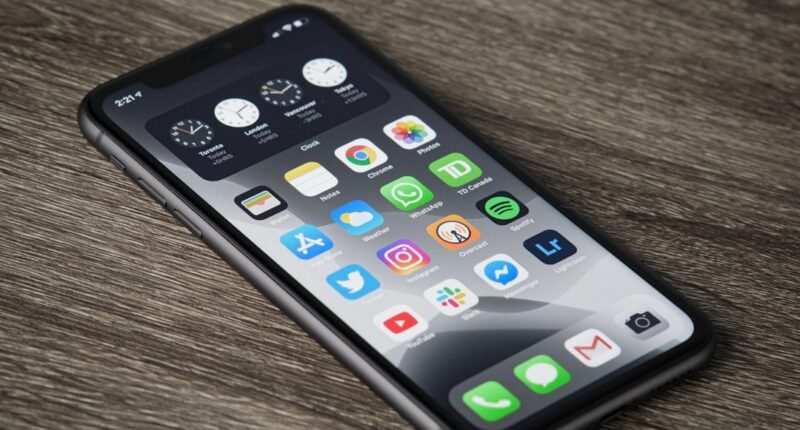 Apple Enfrenta Ação Judicial por Apps de Cassino Para Crianças no iPhone: Risco e Multa de R$ 500 Mil