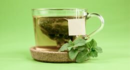 Chá Verde vs. Café: Qual Bebida Turbina Mais Seu Dia?