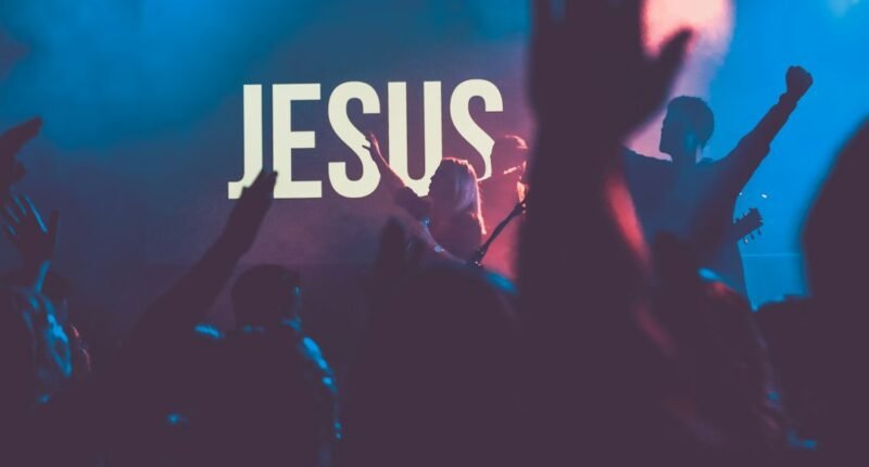 Jesus Claude? Rumores de que a IA Virou Culto no Vale do Silício Levantam Questões Urgentes
