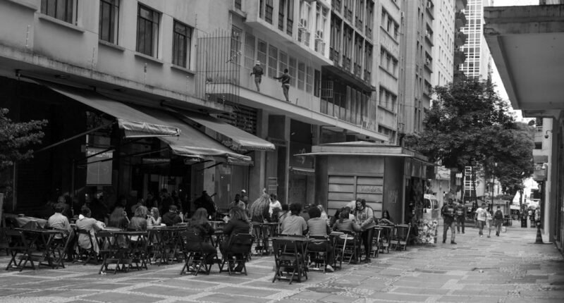 Keeta Denuncia: Mais de 80% dos Grandes Restaurantes de SP Estão Bloqueados por Exclusividade