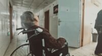Autonomia Digital: Como a Tecnologia Empodera Idosos e Pessoas com Deficiência