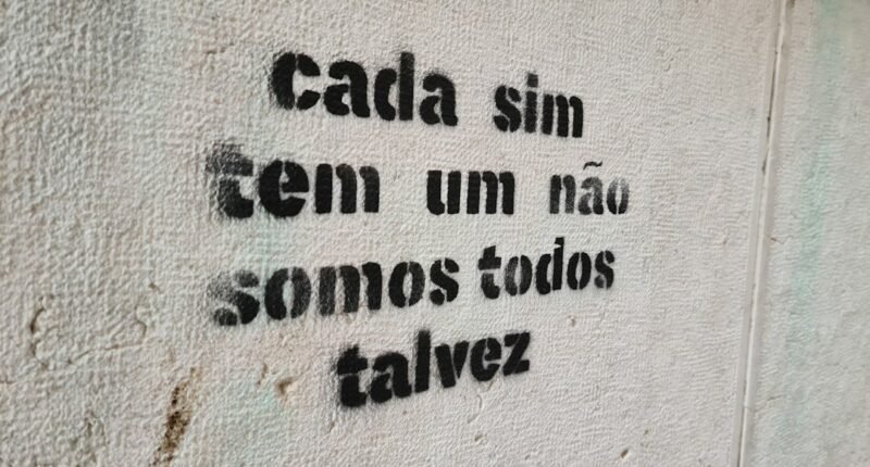 Outubro em Destaque: 4 Signos Sob os Holofotes e o Que Isso Significa