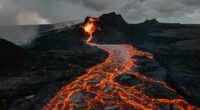 Planeta de Lava com Atmosfera Desafia a Ciência e Revela o Passado da Terra